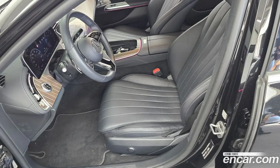Mercedes-Benz E-Class 2024 2.0 автомат (гидро), фото 31