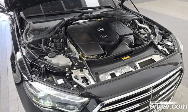 Mercedes-Benz E-Class 2024 2.0 автомат (гидро), миниатюра 6