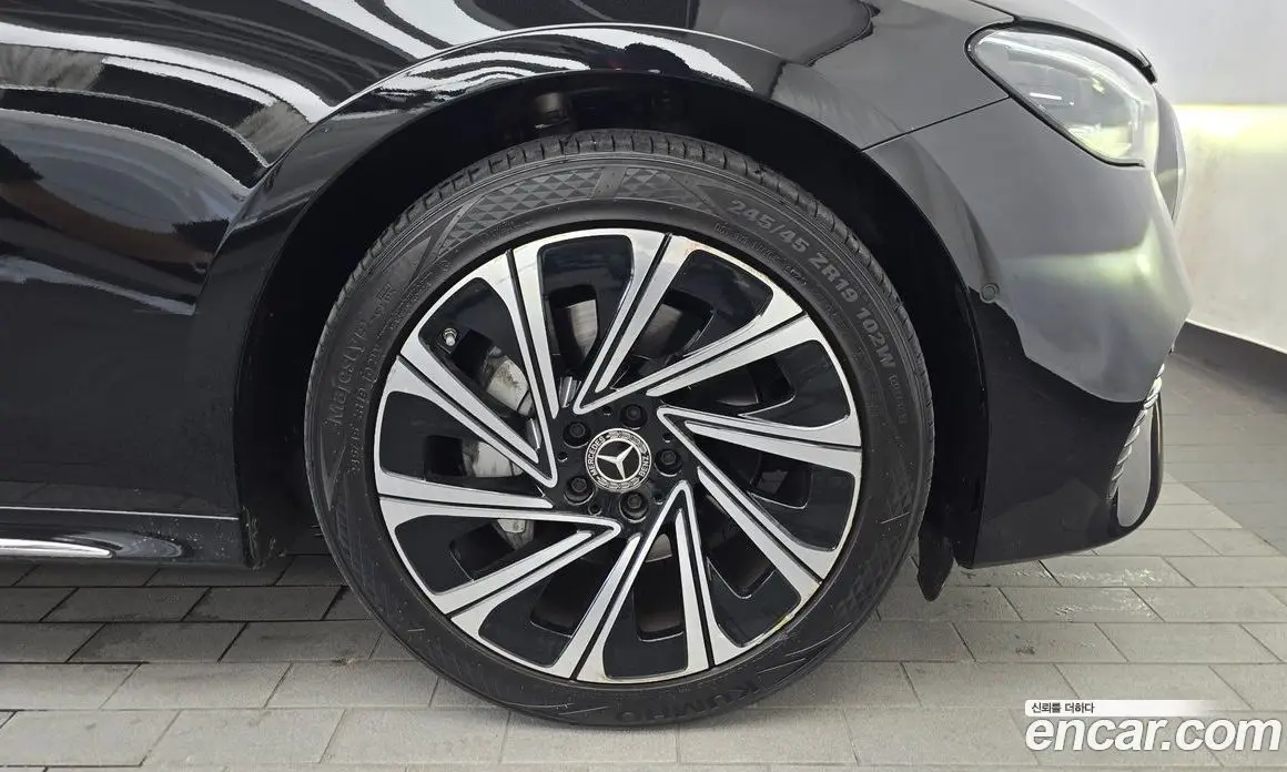 Mercedes-Benz E-Class 2024 2.0 автомат (гидро), фото 7