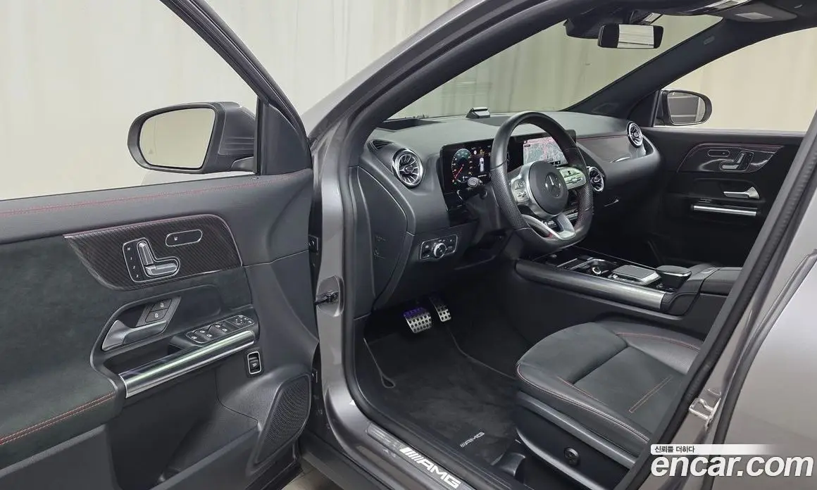 Mercedes-Benz GLA-Class 2021 2.0 автомат (гидро), фото 13