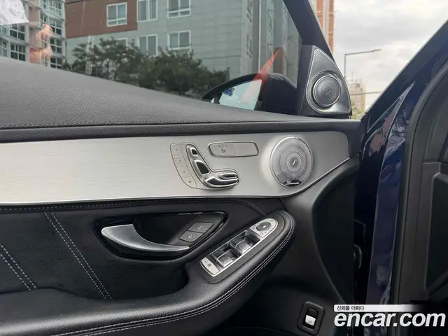 Mercedes-Benz GLC-Class 2018 4.0 автомат (гидро), миниатюра 11