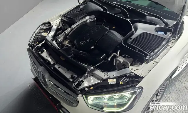 Mercedes-Benz GLC-Class 2021 1.9 автомат (гидро), миниатюра 5