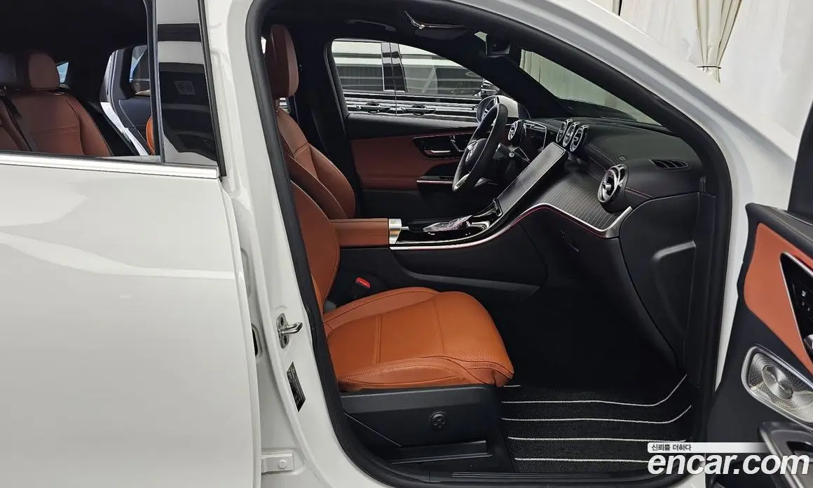 Mercedes-Benz GLC-Class 2025 2.0 автомат (гидро), фото 17