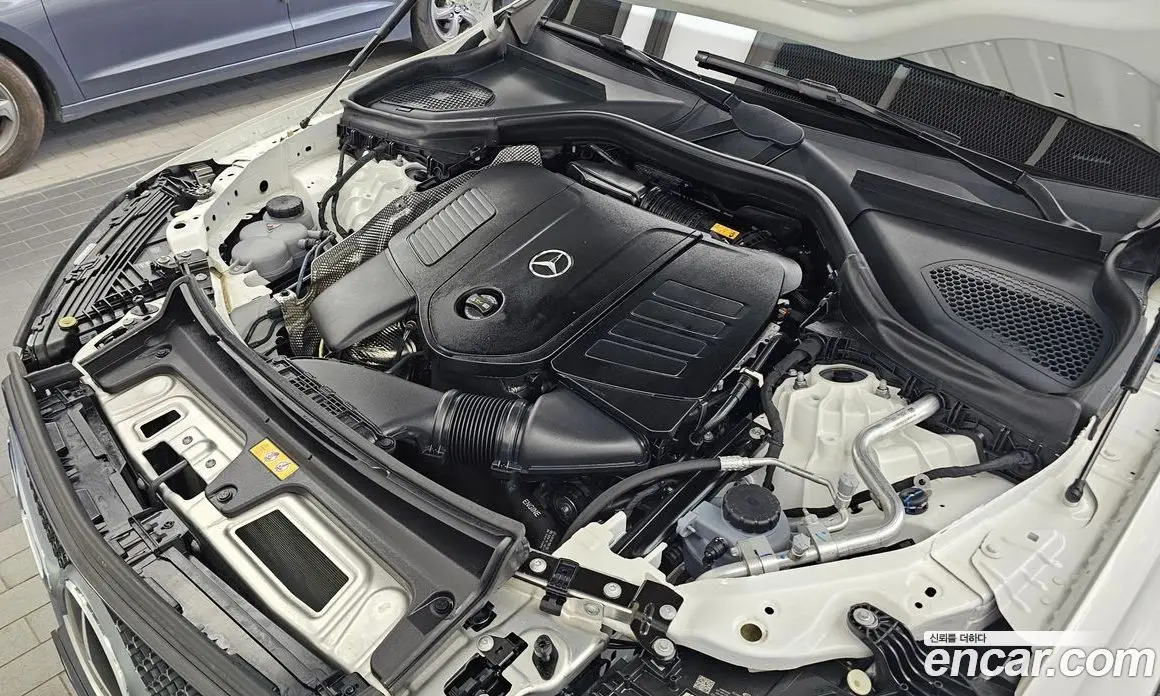 Mercedes-Benz GLC-Class 2025 2.0 автомат (гидро), фото 6