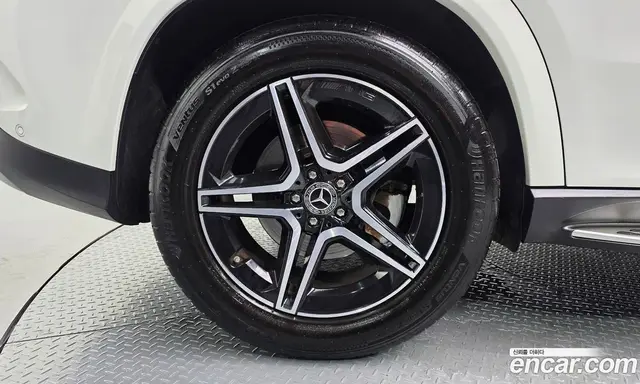 Mercedes-Benz GLE-Class 2021 2.9 автомат (гидро), миниатюра 4