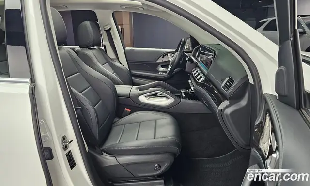 Mercedes-Benz GLE-Class 2022 2.0 автомат (гидро), миниатюра 12