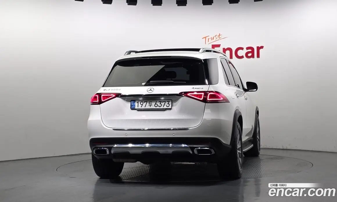 Mercedes-Benz GLE-Class 2022 2.0 автомат (гидро), фото 4