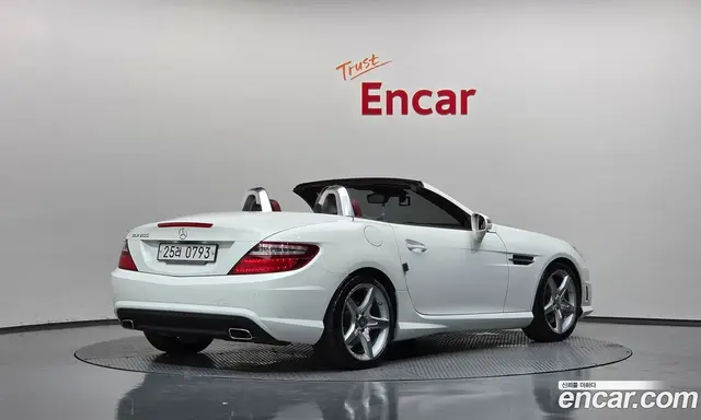 Mercedes-Benz SLK-Class 2015 2.0 автомат (гидро), миниатюра 2
