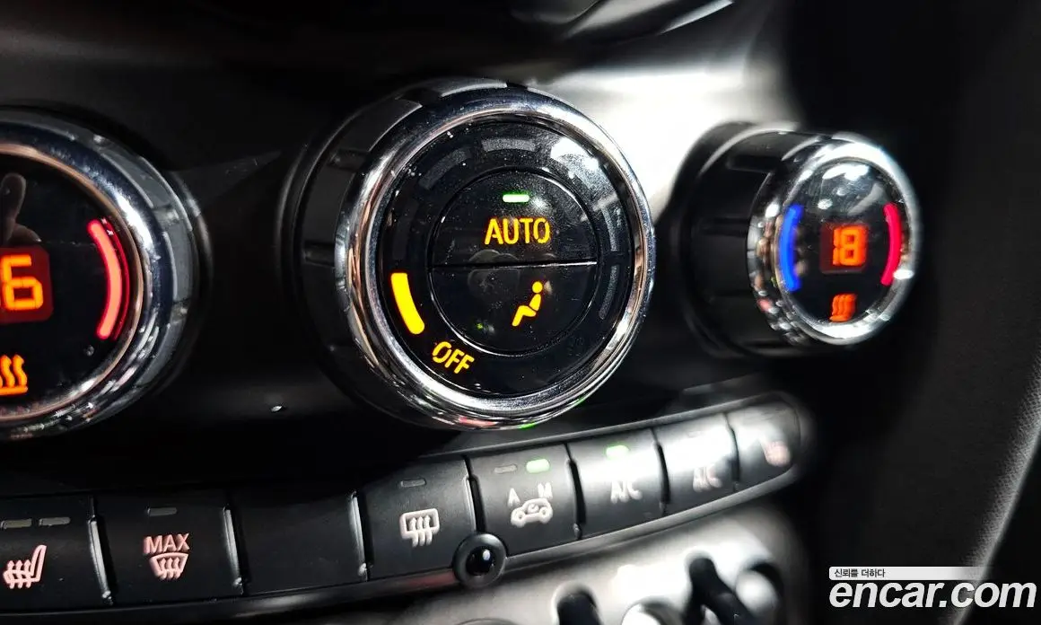 Mini Cooper 2016 1.5 автомат (гидро), фото 17
