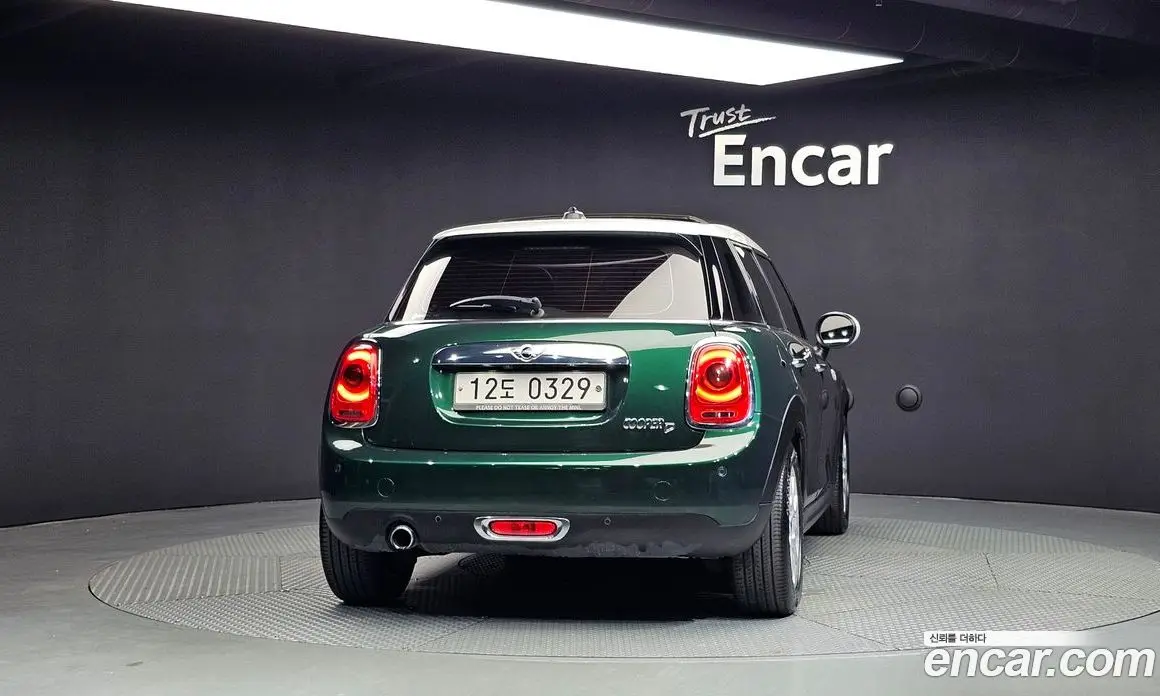 Mini Cooper 2016 1.5 автомат (гидро), фото 4