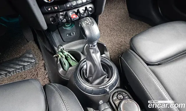 Mini Cooper 2016 1.5 автомат (гидро), миниатюра 9