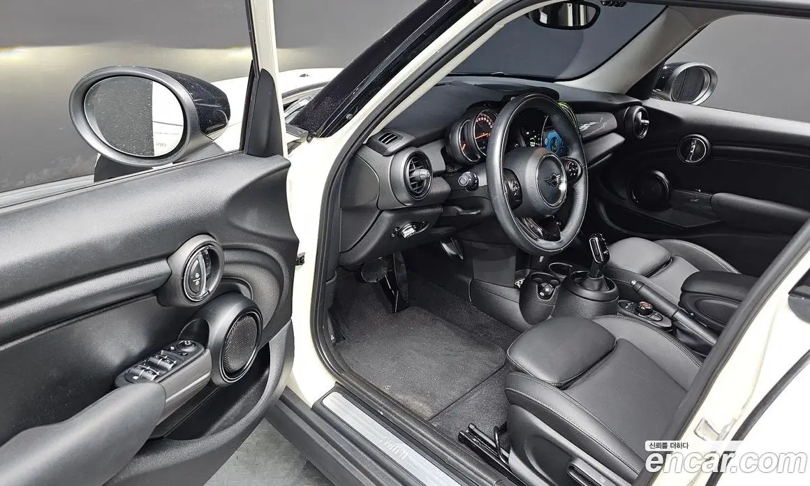 Mini Cooper 2019 1.5 автомат (гидро), фото 12