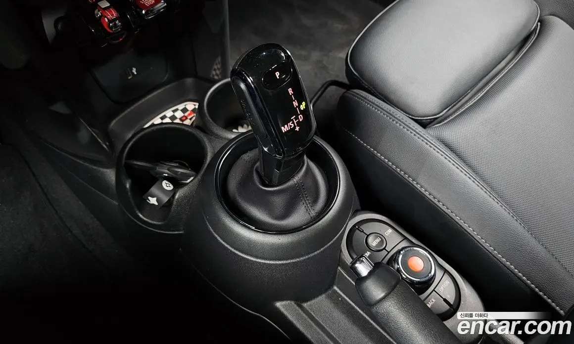 Mini Cooper 2019 1.5 автомат (гидро), фото 9