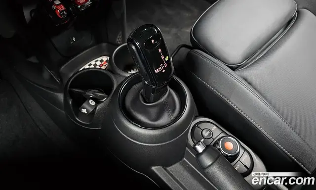 Mini Cooper 2019 1.5 автомат (гидро), миниатюра 9
