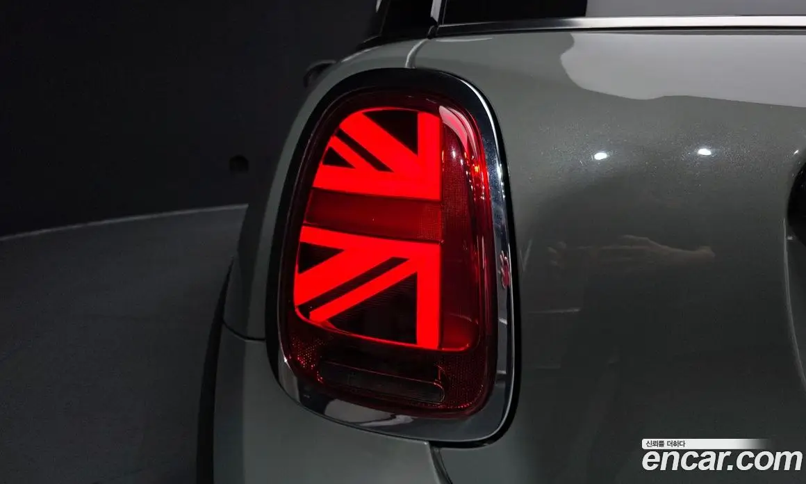 Mini Cooper 2021 1.5 автомат (гидро), фото 9