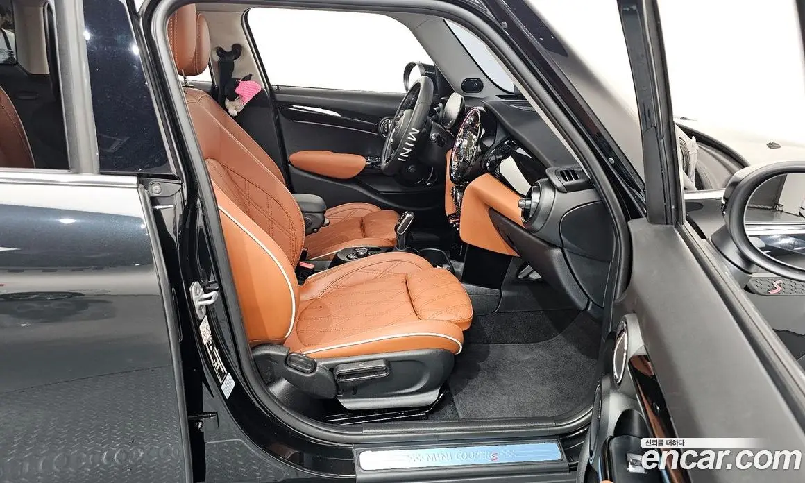 Mini Cooper 2024 2.0 автомат (гидро), фото 16