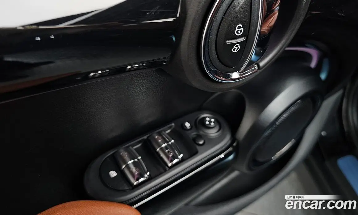 Mini Cooper 2024 2.0 автомат (гидро), фото 29