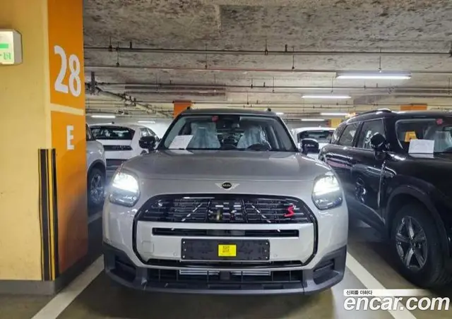 Mini Countryman, 2026, 1 км