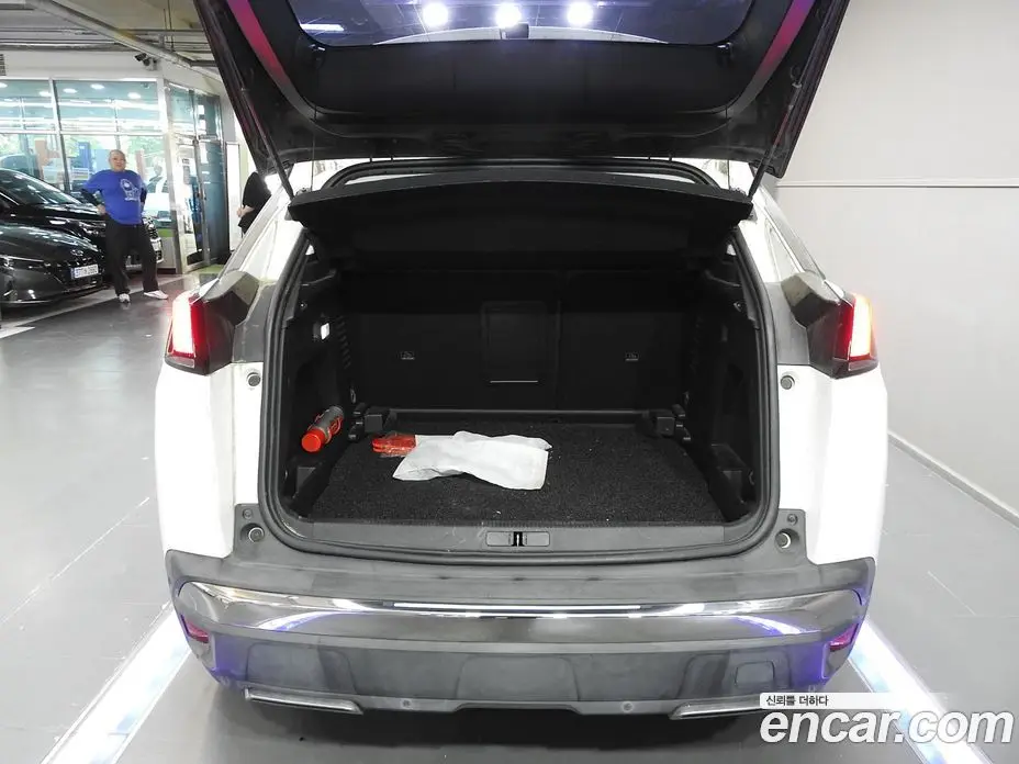 Peugeot 3008 2017 1.6 автомат (гидро), фото 20