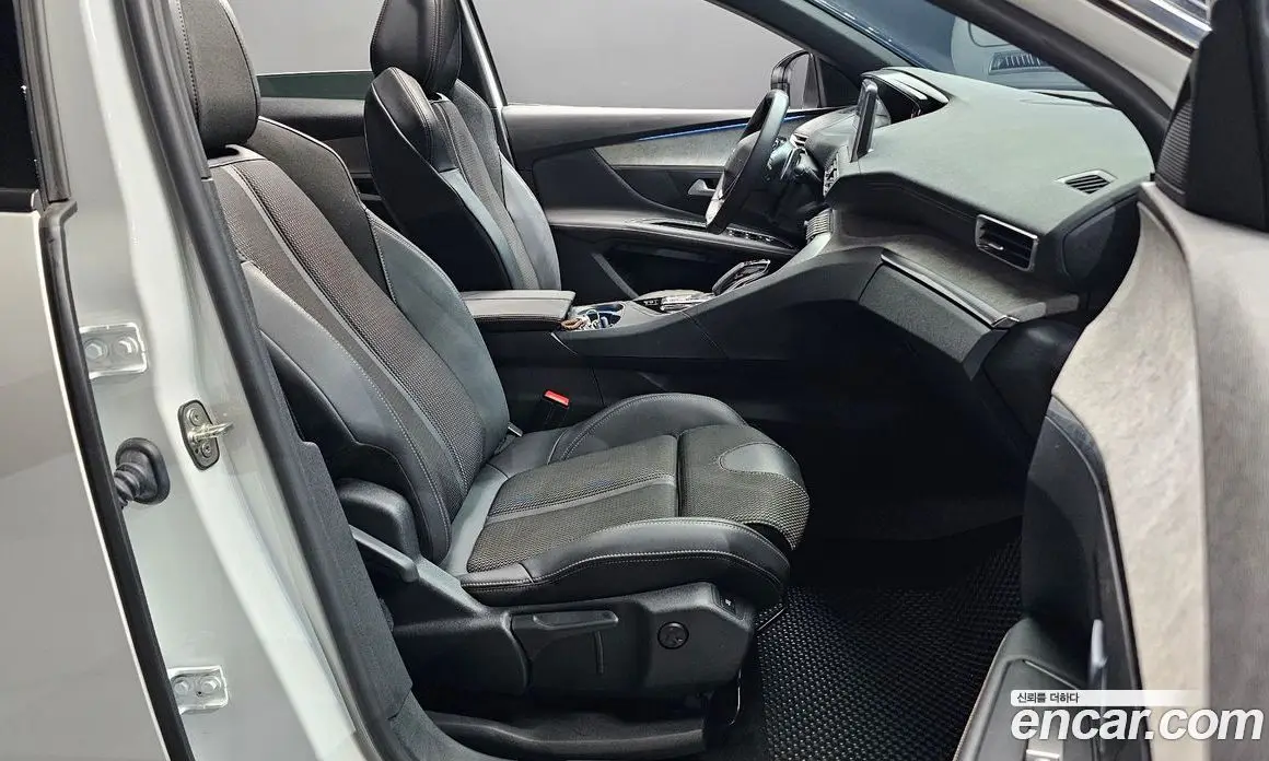 Peugeot 3008 2022 1.5 автомат (гидро), фото 17