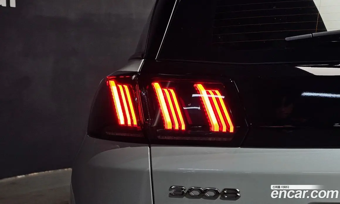 Peugeot 3008 2022 1.5 автомат (гидро), фото 9