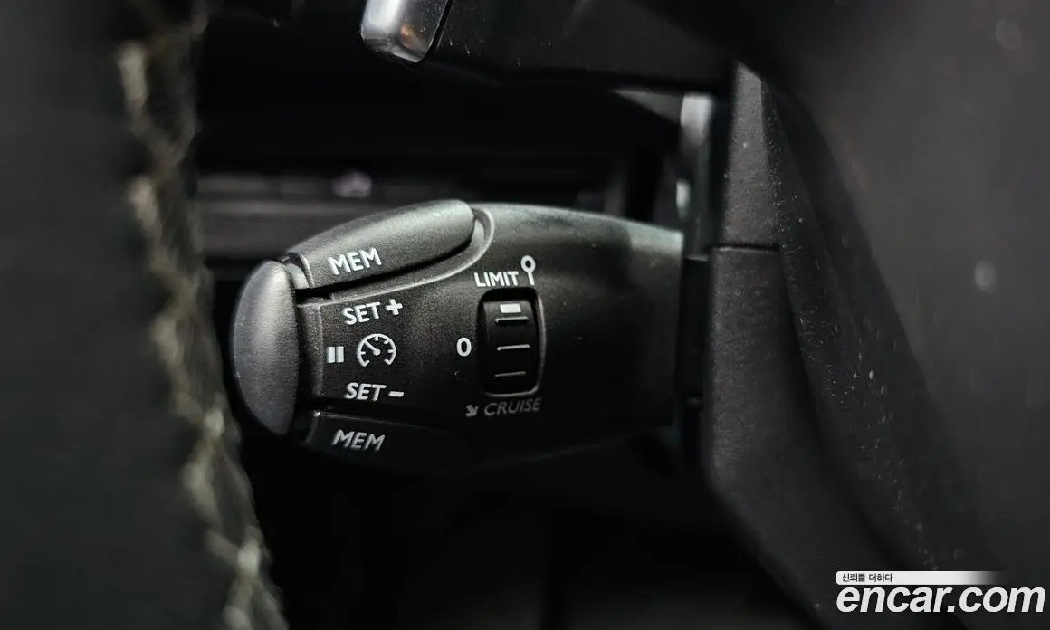 Peugeot 5008 2017 1.6 автомат (гидро), фото 24