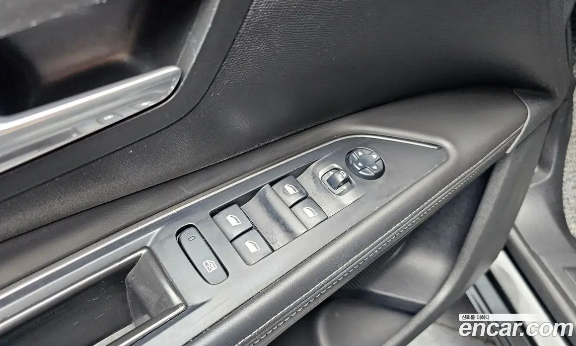 Peugeot 5008 2017 1.6 автомат (гидро), фото 25