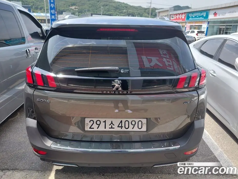 Peugeot 5008 2019 2.0 автомат (гидро), фото 4