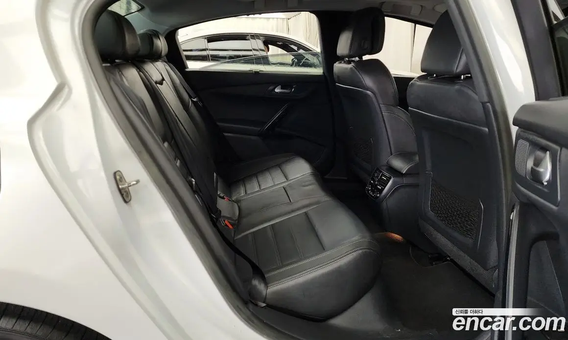 Peugeot 508 2014 1.6 автомат (гидро), фото 12 Peugeot 508 2014 1.6 автомат (гидро), фото 12