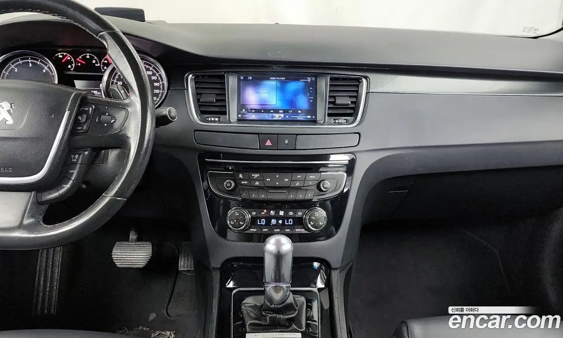 Peugeot 508 2014 1.6 автомат (гидро), фото 14 Peugeot 508 2014 1.6 автомат (гидро), фото 14