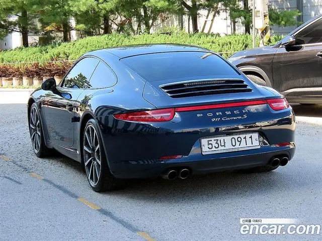 Porsche 911 2015 3.4 автомат (гидро), миниатюра 2