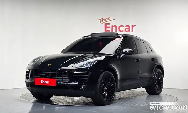 Porsche Macan, 2015, 88 296 км