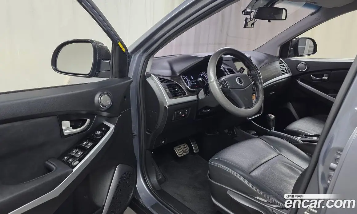 SsangYong Korando 2016 2.2 автомат (гидро), фото 13