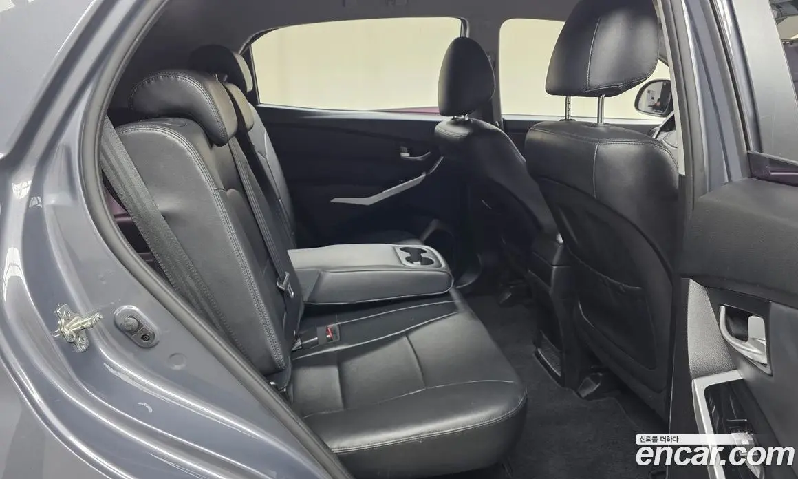 SsangYong Korando 2016 2.2 автомат (гидро), фото 16