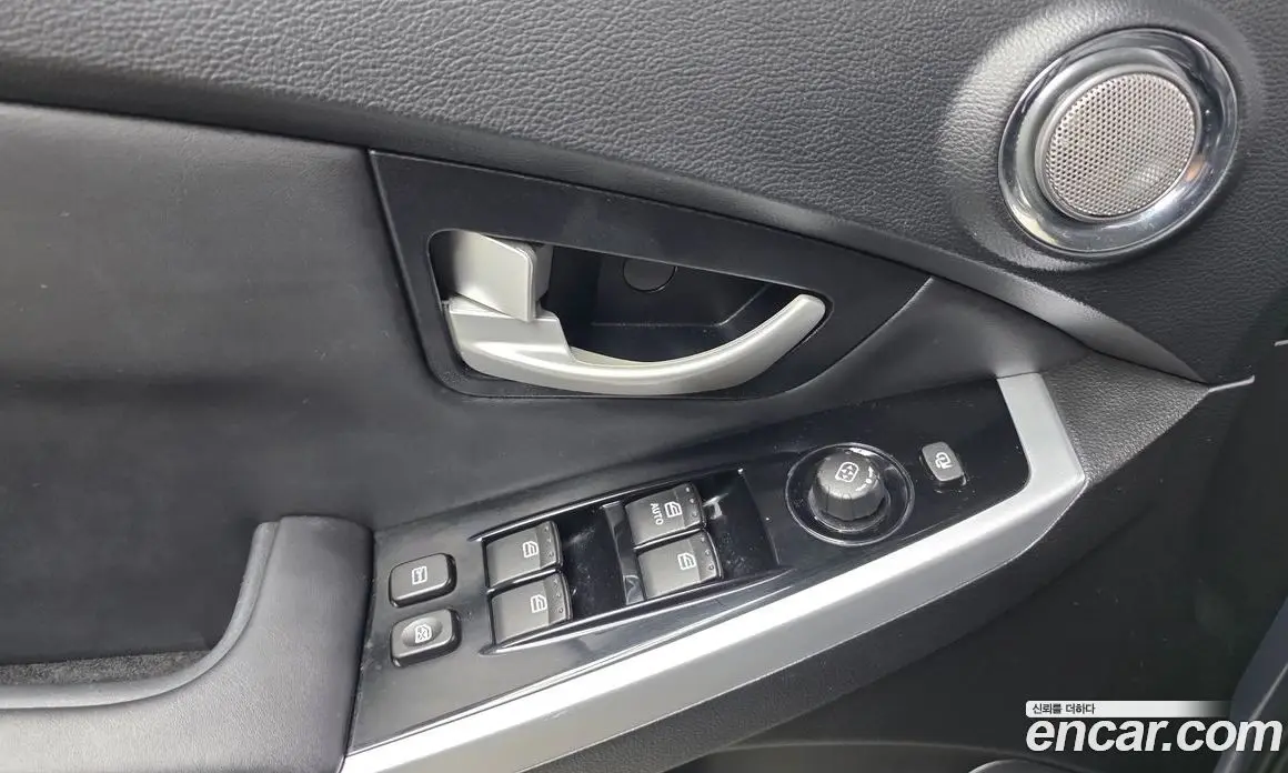 SsangYong Korando 2016 2.2 автомат (гидро), фото 28