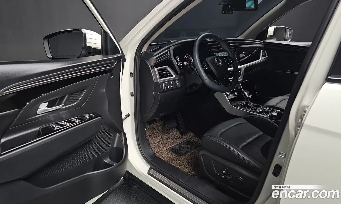 SsangYong Korando 2024 1.5 автомат (гидро), фото 11