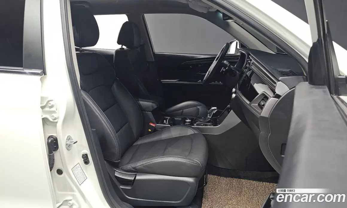 SsangYong Korando 2024 1.5 автомат (гидро), фото 10