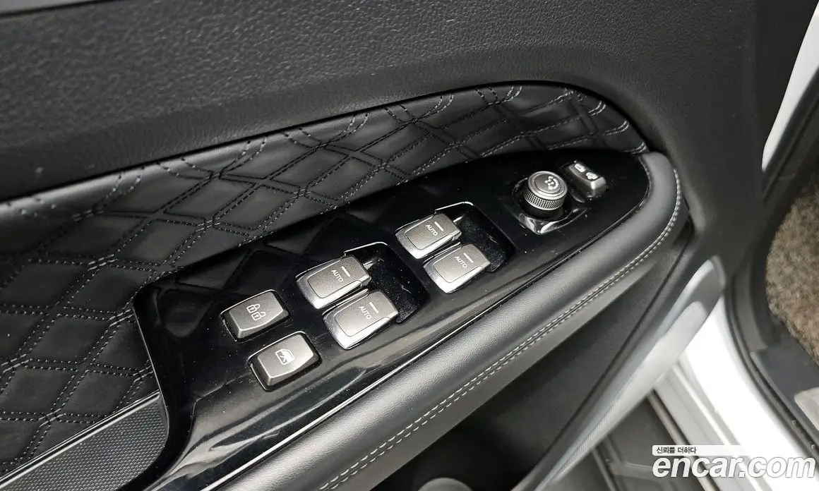 SsangYong Rexton 2021 2.2 автомат (гидро), фото 18