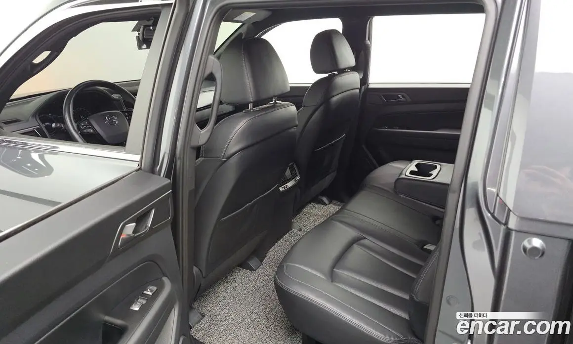 SsangYong Rexton 2022 2.2 автомат (гидро), фото 17