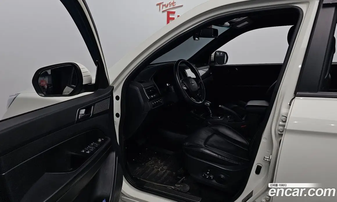 SsangYong Rexton 2022 2.2 автомат (гидро), фото 12