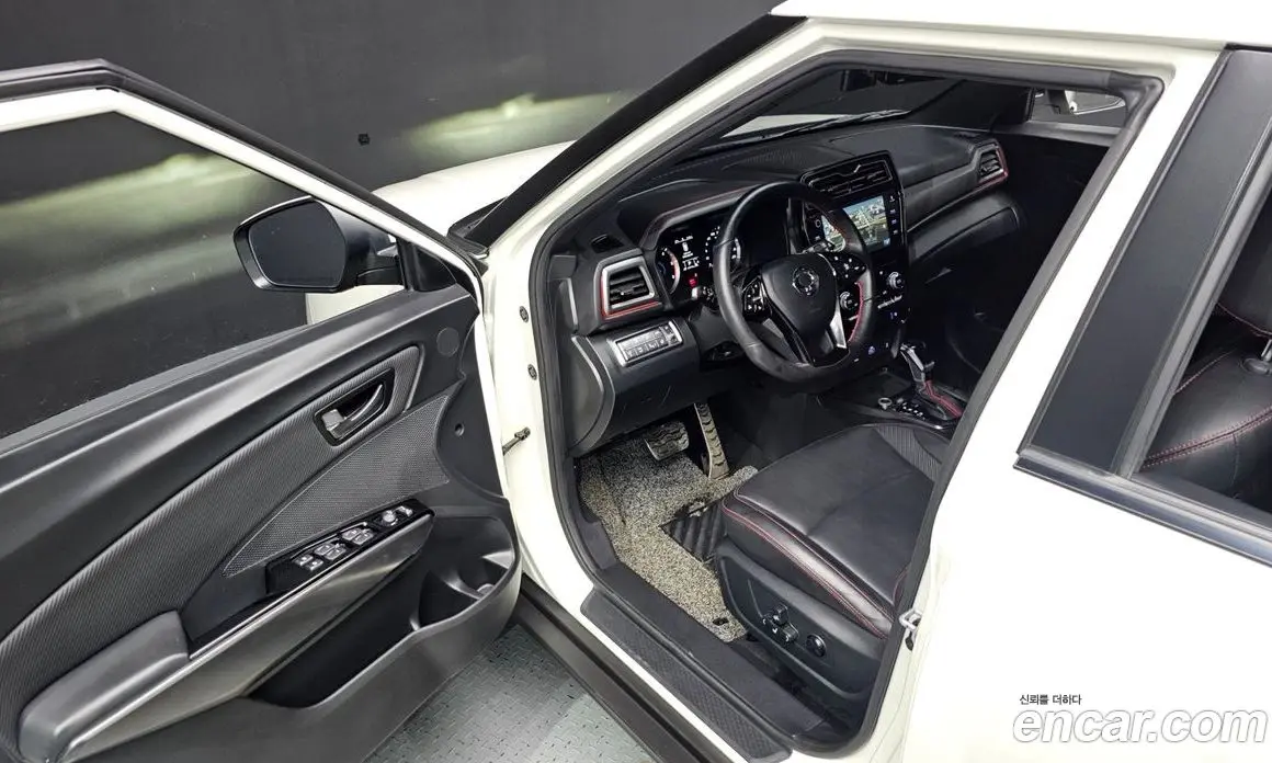 SsangYong TIBOLI 2020 1.6 автомат (гидро), фото 13