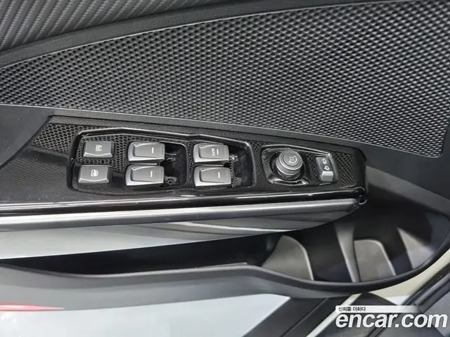 SsangYong TIBOLI 2022 1.5 автомат (гидро), миниатюра 11