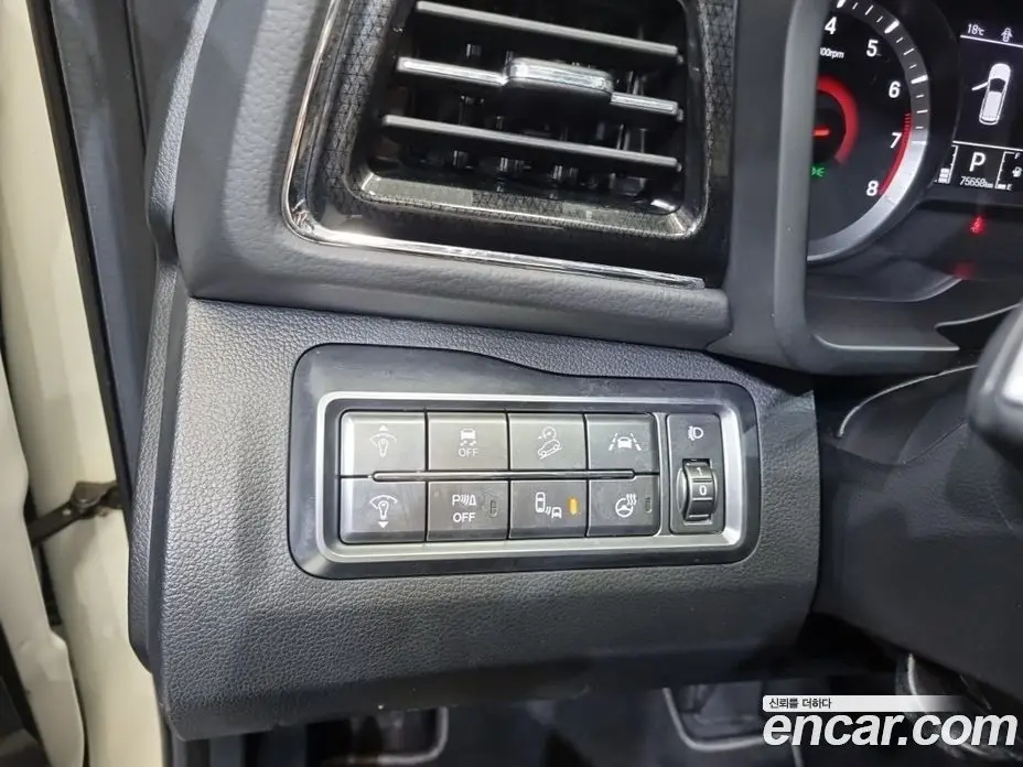 SsangYong TIBOLI 2022 1.5 автомат (гидро), фото 12