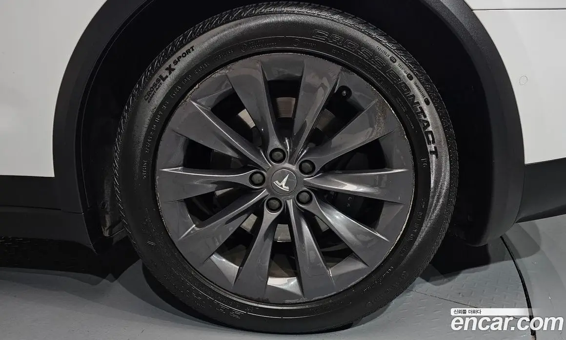 Tesla Model X 2019 0.3 автомат (гидро), фото 7 Tesla Model X 2019 0.3 автомат (гидро), фото 7