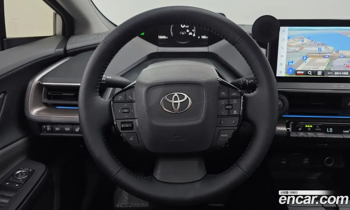Toyota Prius 2025 2.0 автомат (гидро), фото 21 Toyota Prius 2025 2.0 автомат (гидро), фото 21