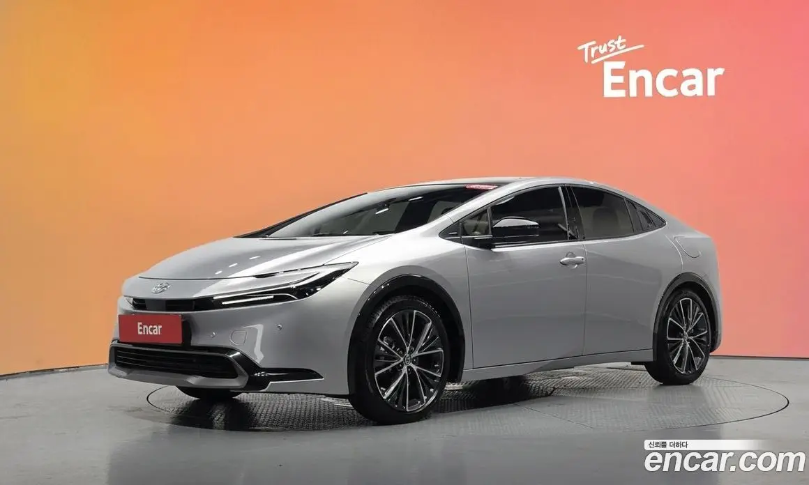Toyota Prius 2025 2.0 автомат (гидро), фото 32 Toyota Prius 2025 2.0 автомат (гидро), фото 32