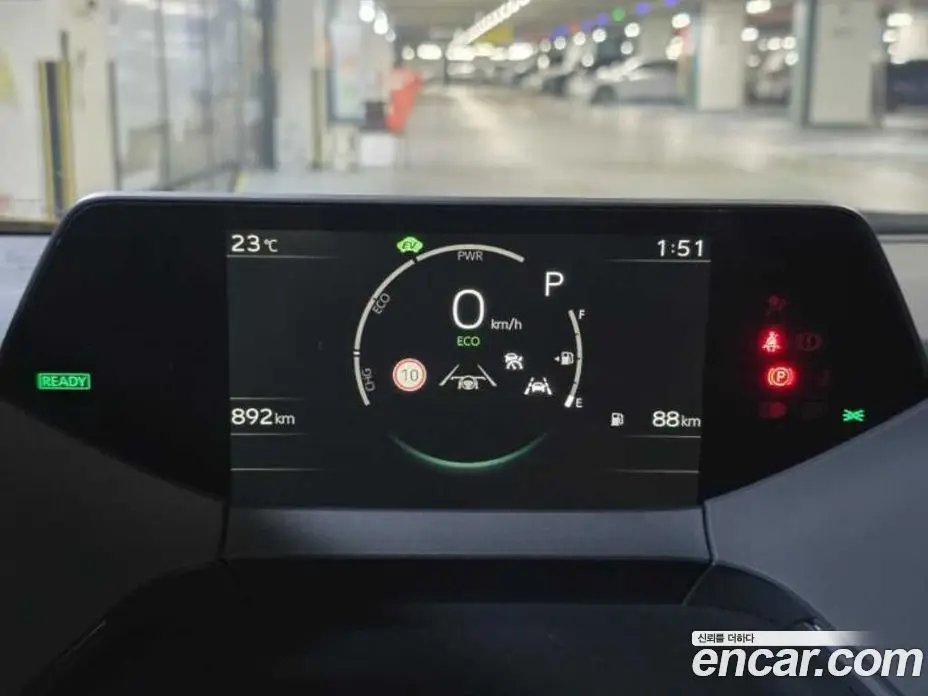 Toyota Prius 2026 2.0 автомат (гидро), фото 18 Toyota Prius 2026 2.0 автомат (гидро), фото 18
