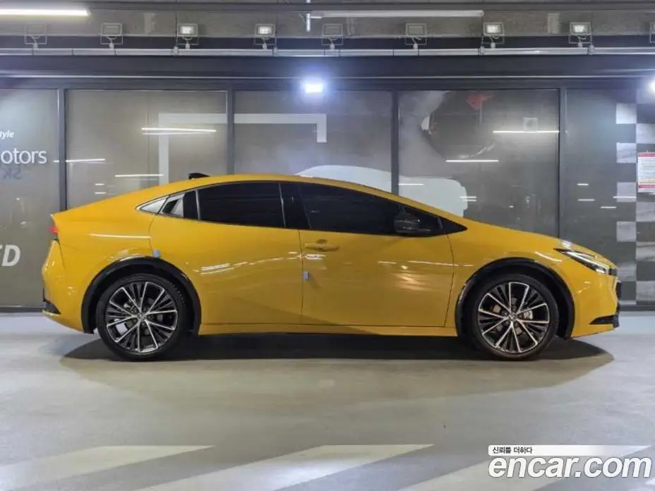 Toyota Prius 2026 2.0 автомат (гидро), фото 3 Toyota Prius 2026 2.0 автомат (гидро), фото 3