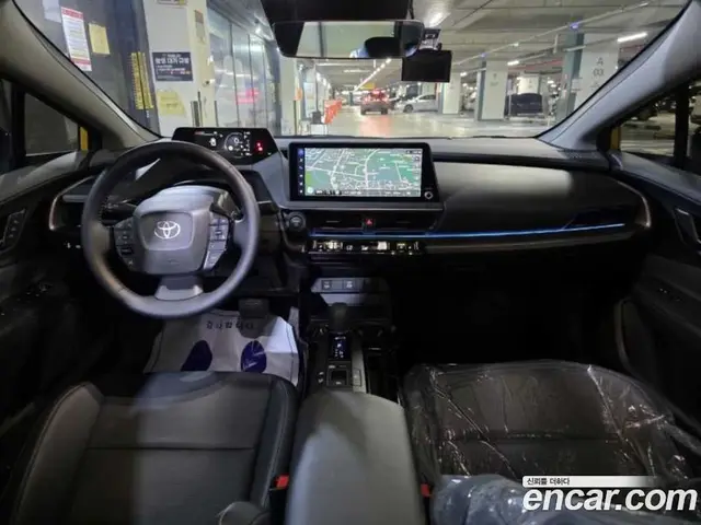 Toyota Prius 2026 2.0 автомат (гидро), миниатюра 9 Toyota Prius 2026 2.0 автомат (гидро), миниатюра 9