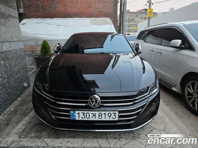Volkswagen Arteon 2023 2.0 автомат (гидро), миниатюра 3